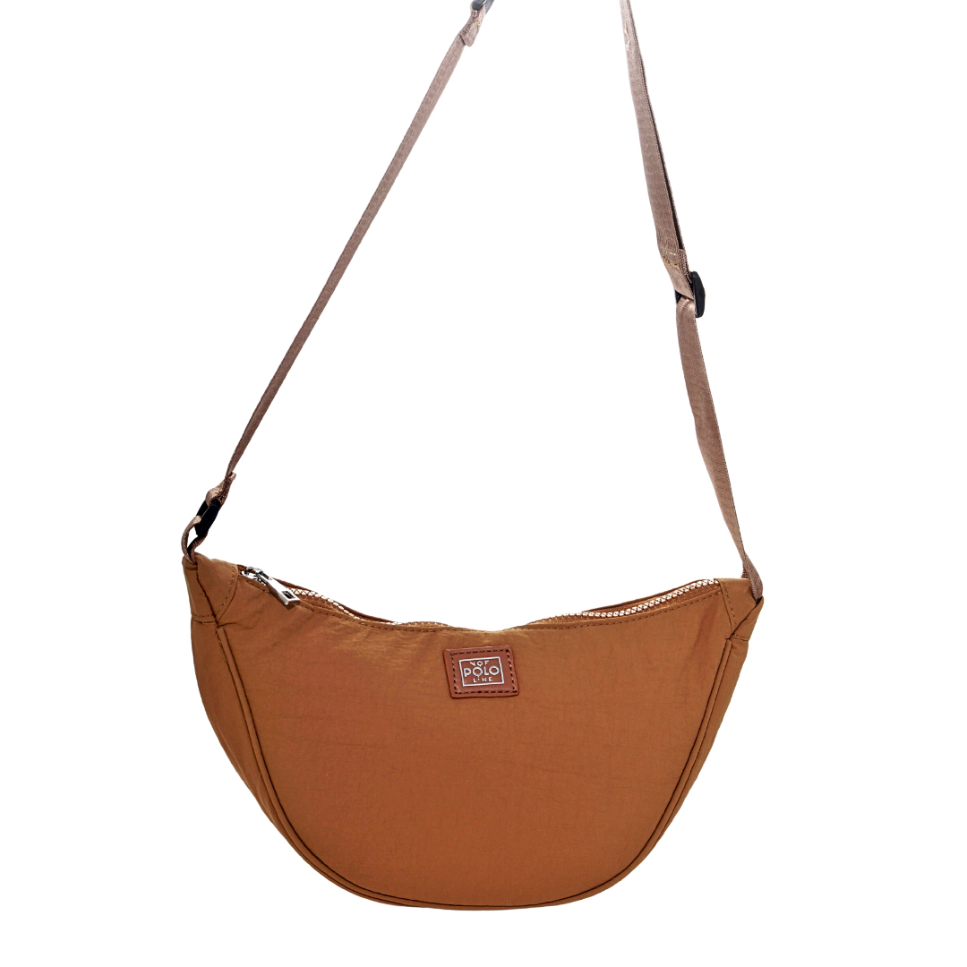 Untitled design - 1 Γυναικεία τσάντα μπανάνα-χιαστί κωδ. 2238 | VQF Polo Line - Image 3